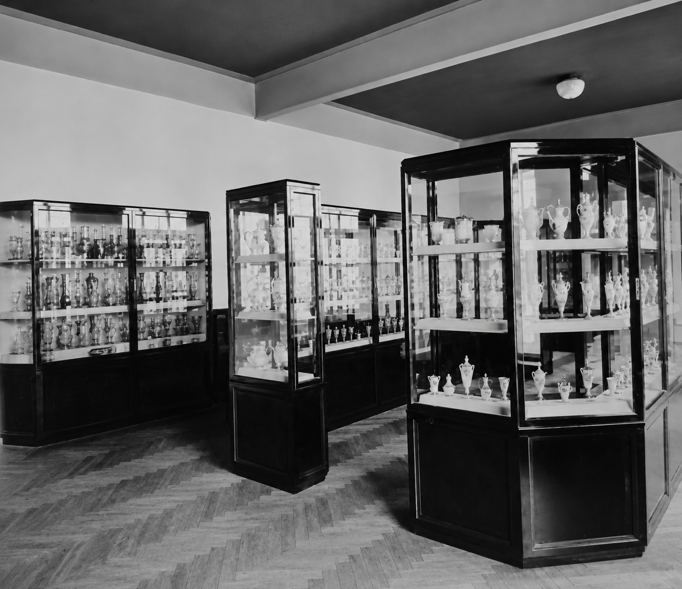 Zdjęcie archiwalne 4: Wrocław - Śląskie Muzeum Rzemiosła Artystycznego i Starożytności